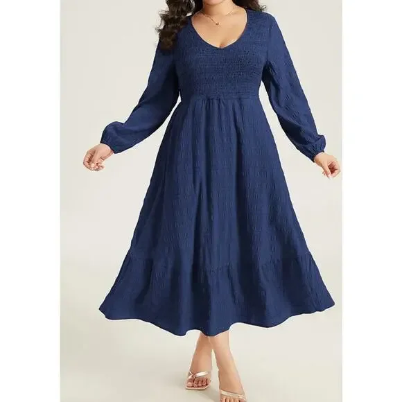 Size • 10 • Medium • BloomChic • Dark Blue Shirred Plisse Flutter Hem Dress - Picture 1 of 2